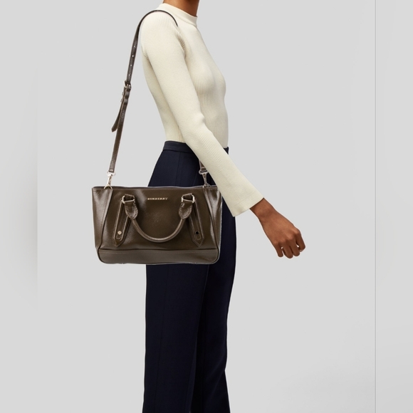 Burberry Patent Leather Somerford Tote Sachel Shoulder Bag  Officesiren - Picture 3 of 16